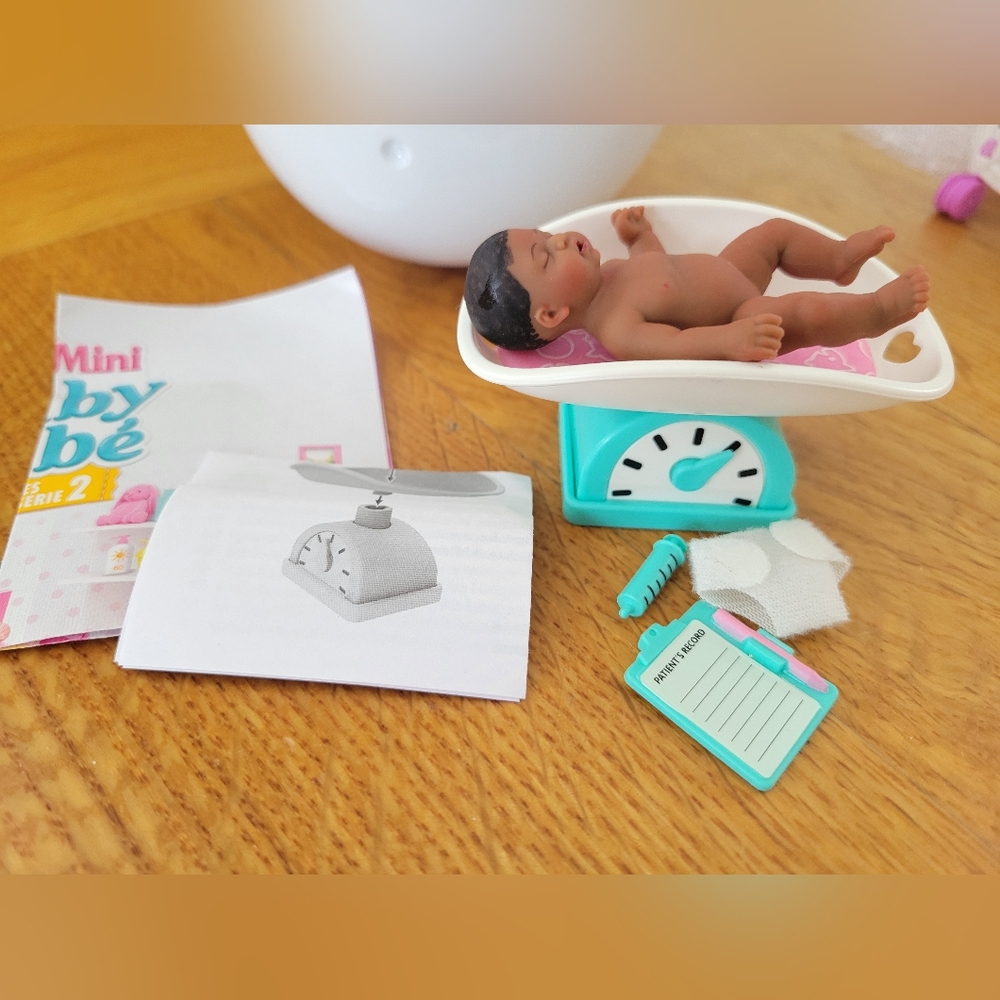 My mini baby series 2 scale set